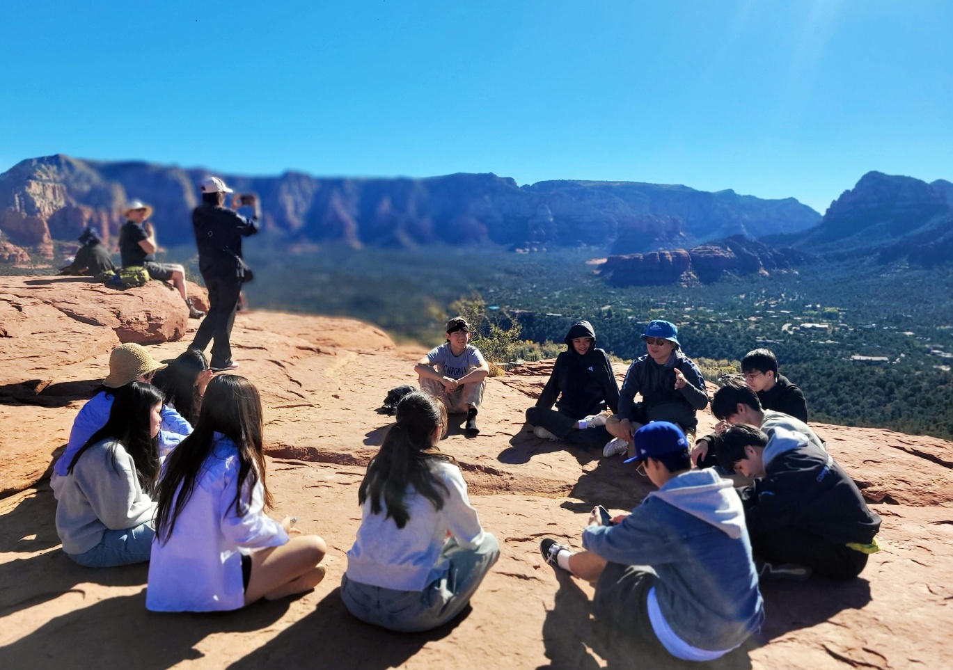 LA , õ ûҳ⿡ Ƹ޸ĭ帲 