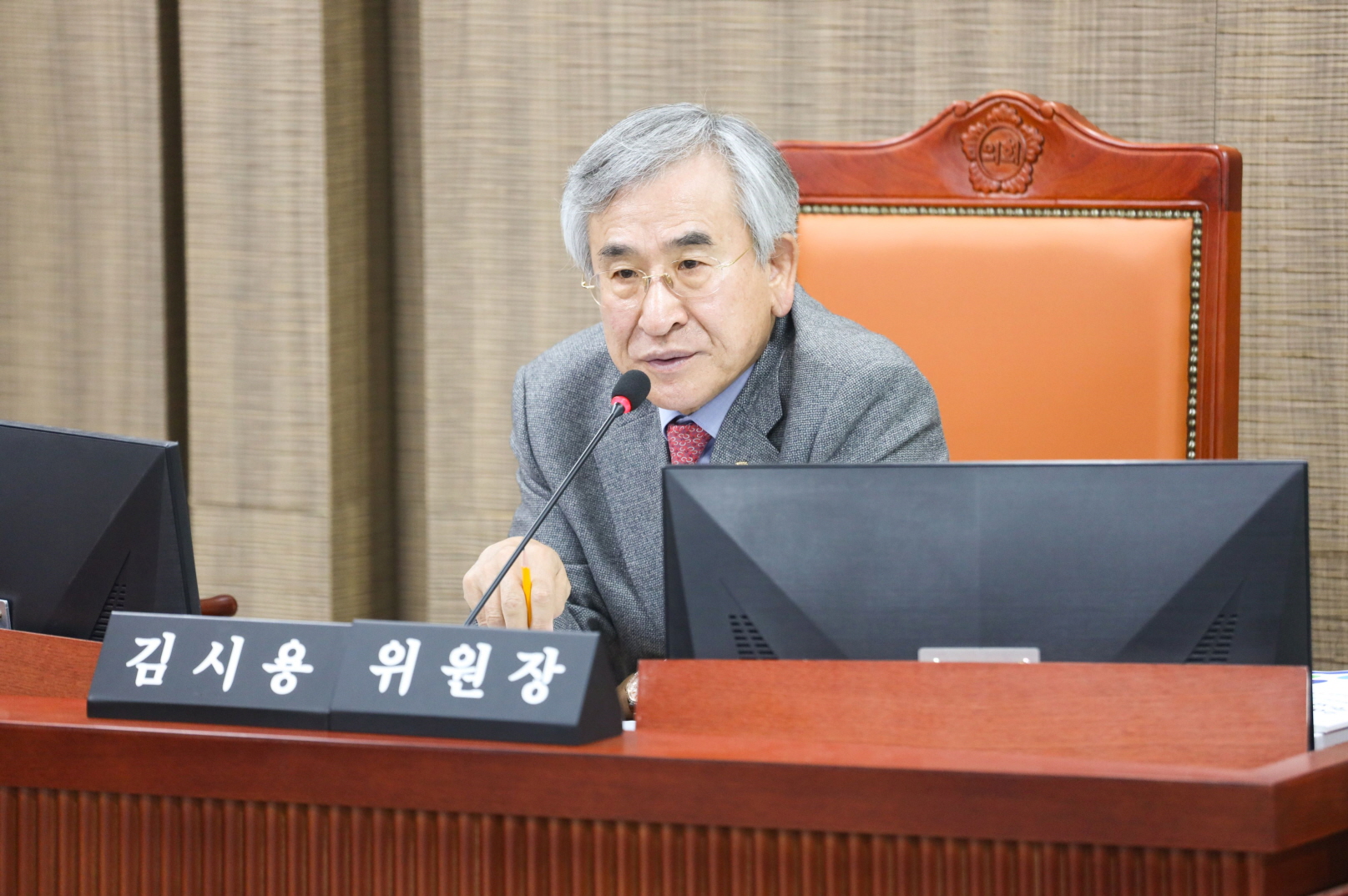 ÿ ǿ,  Ұ ǸŸ  3 ȡ 