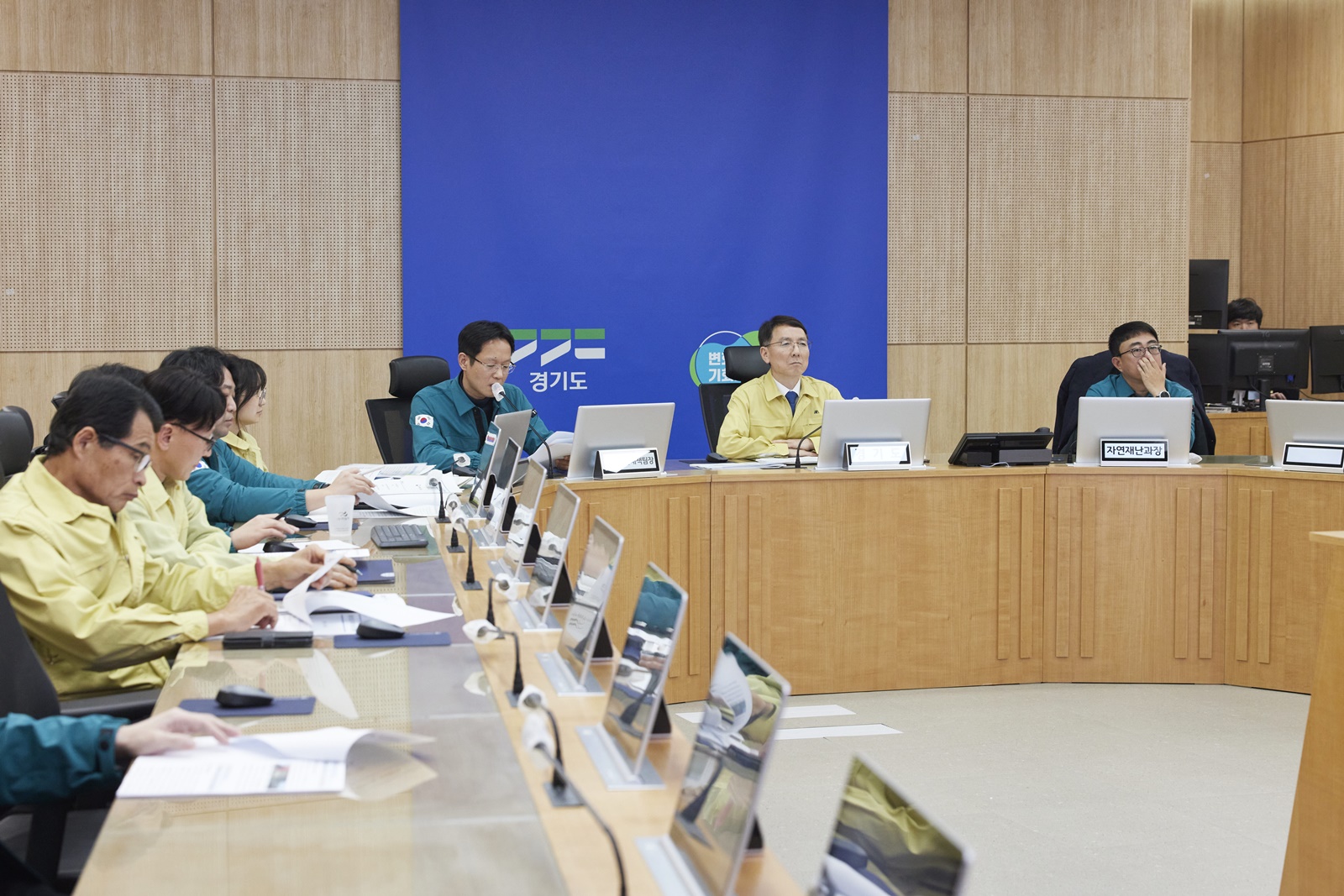 4 ðܿ ù  ⵵, 31 ñ  Ȳ  