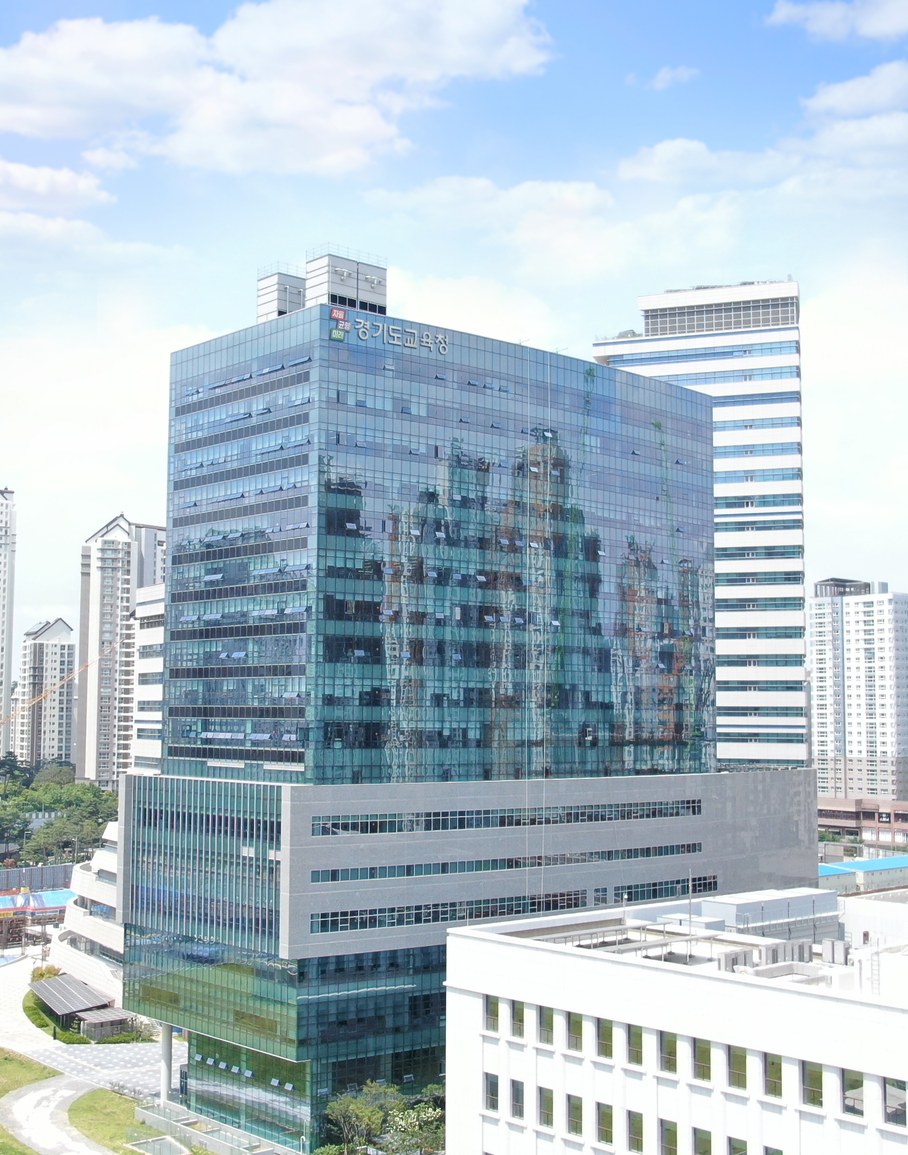 ���¶����б�, ���� �ڱ��ֵ��н����Ϳ� �����С�Ưȭ ���� �ù� �