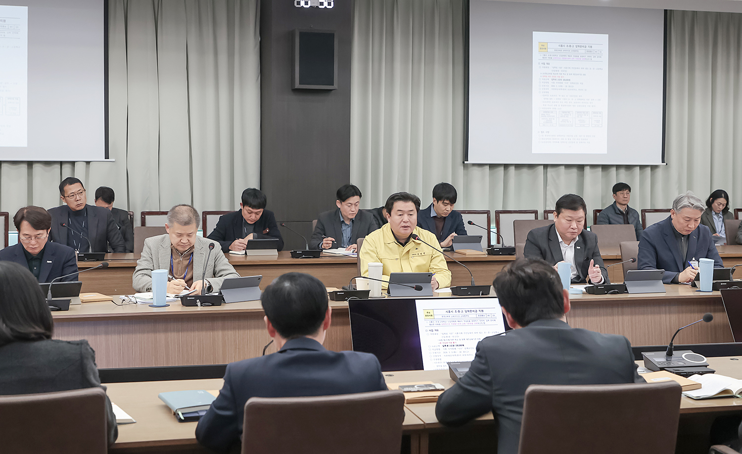 �����, �غ��� ���ξ��� ����ü�� ���� ��ȭ